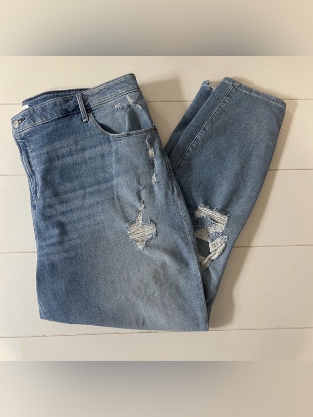 Abercrombie and Fitch The Super Skinny Ankle Jeans